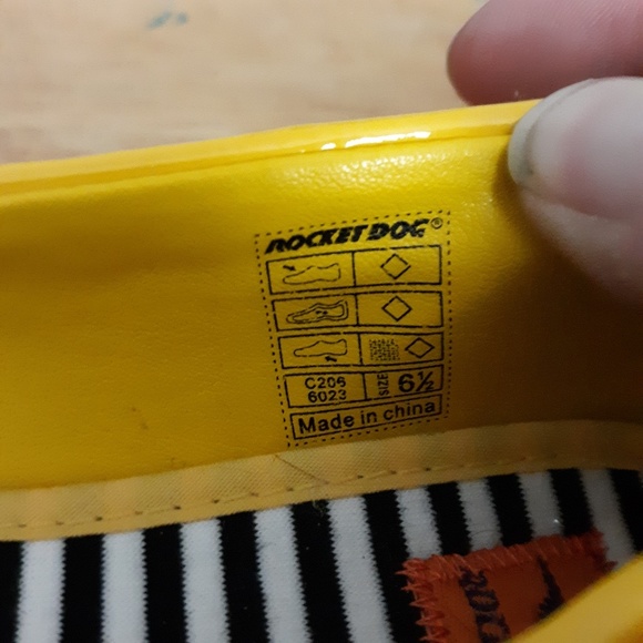 Rocket Dog Yellow 6.5 Flats - Picture 5 of 5